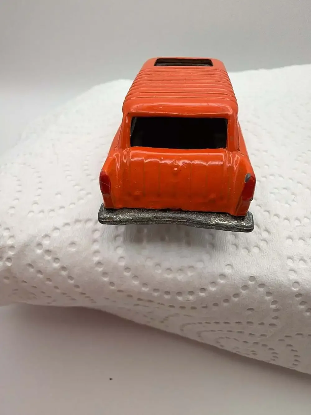Hot Wheels 2002 Redline Series 1969 Chevy Nomad Orange Diecast Car